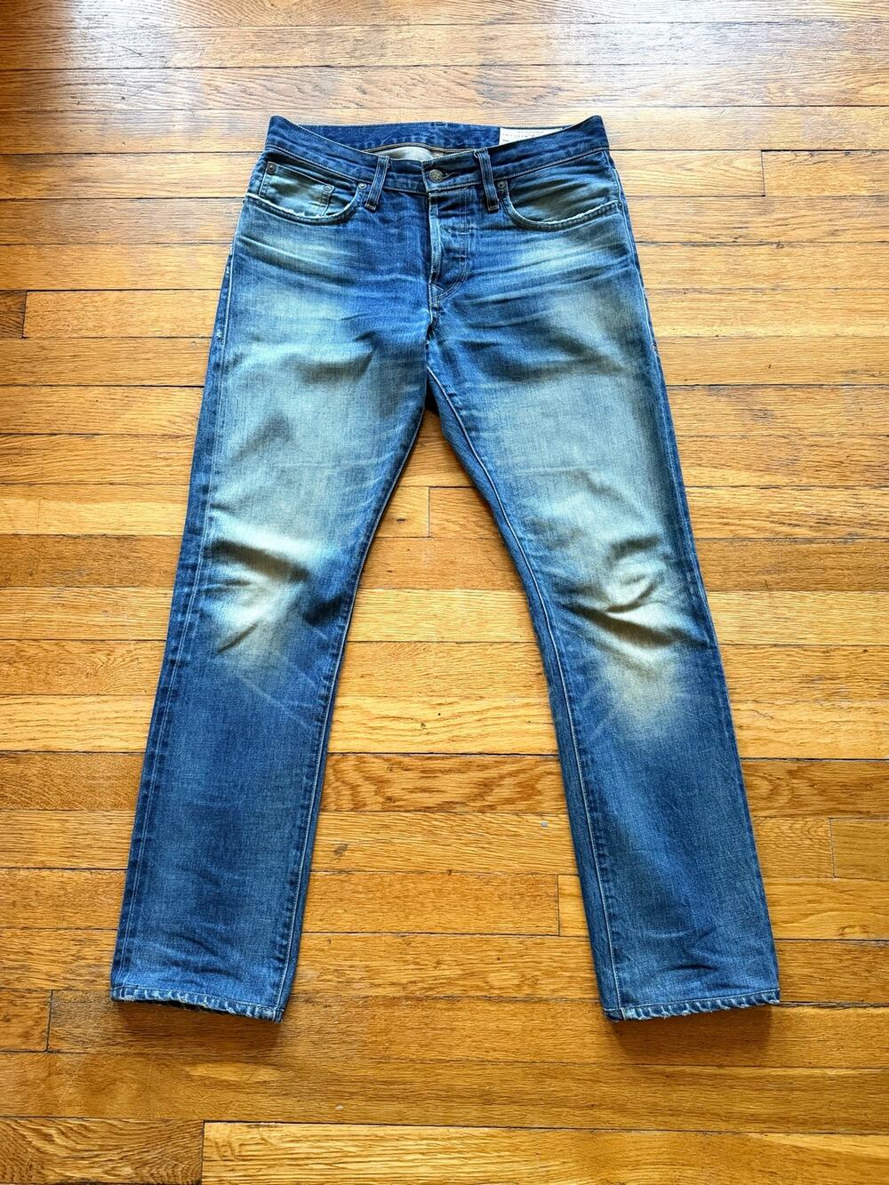 IMOGENE + WILLIE 'Barton Slim' Distressed Selvedge Jeans Mens sz 29